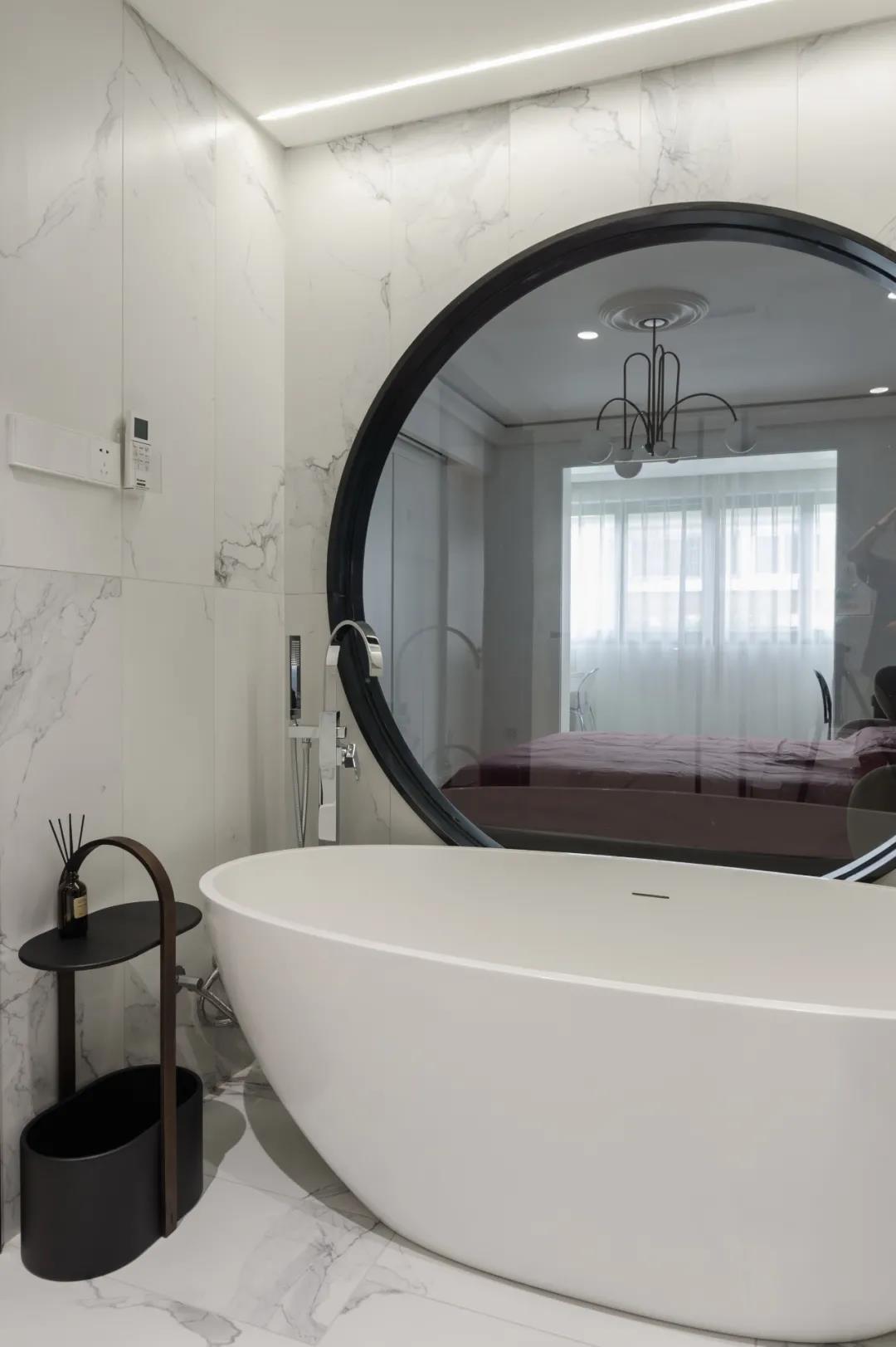 色彩沖擊下塑造的視覺平衡，現代家居也能復刻的古典之美