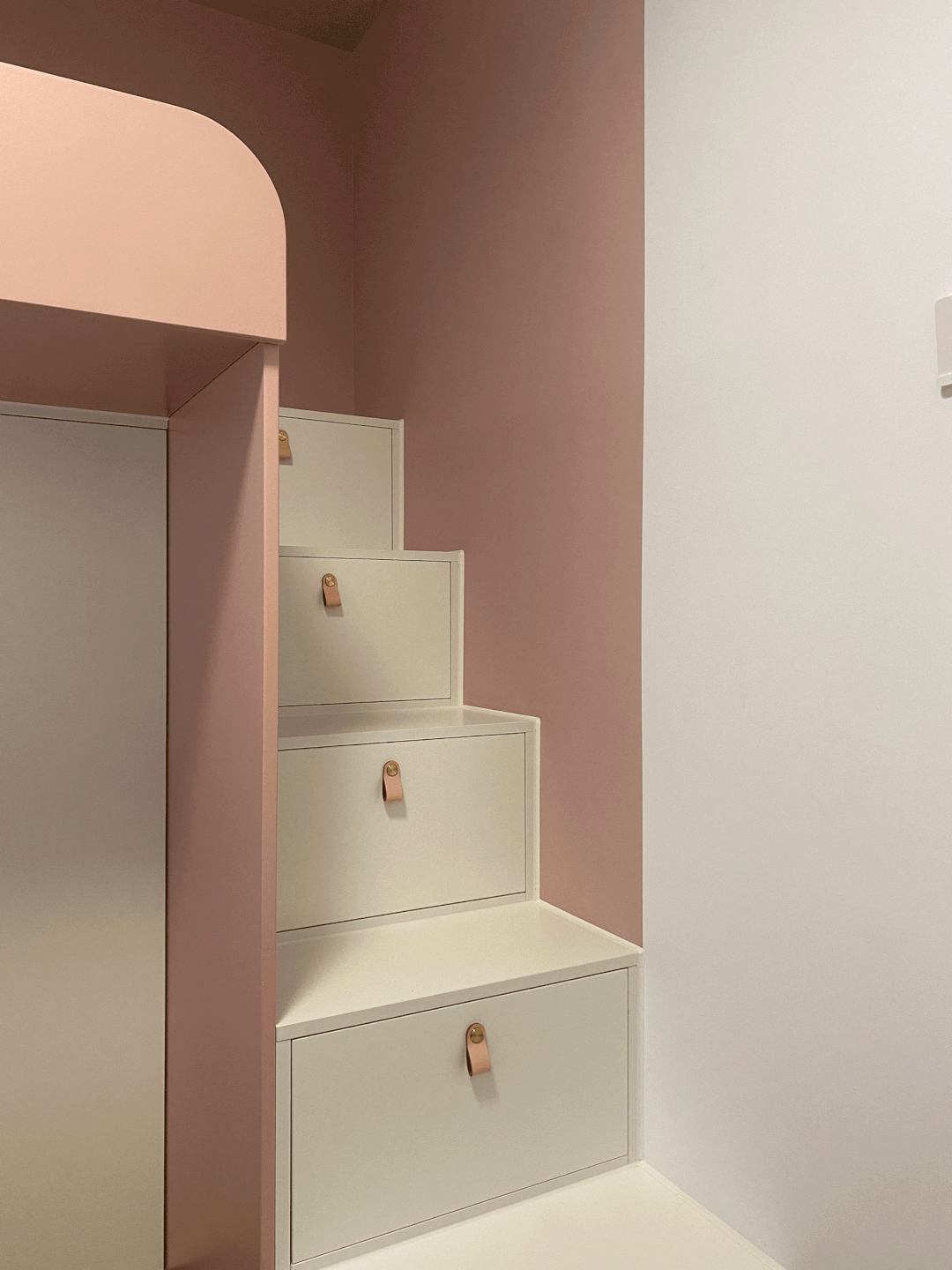 三口之家60㎡也能越住越大？還不快來(lái)學(xué)學(xué)立體收納