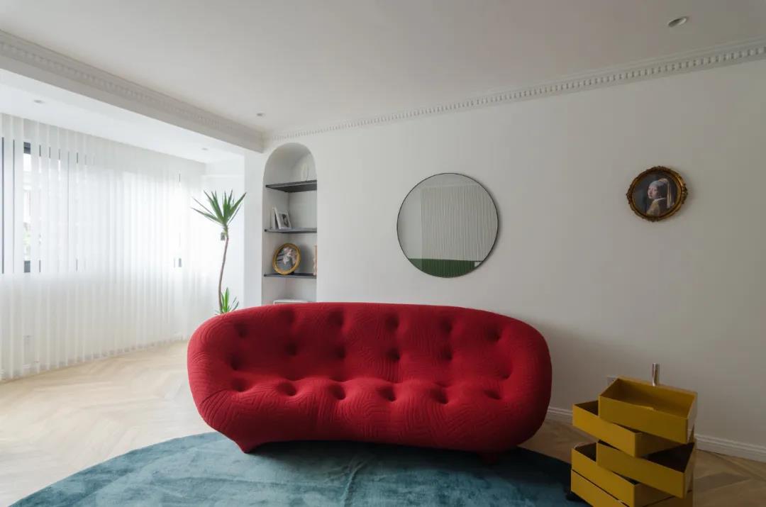 色彩沖擊下塑造的視覺平衡，現代家居也能復刻的古典之美