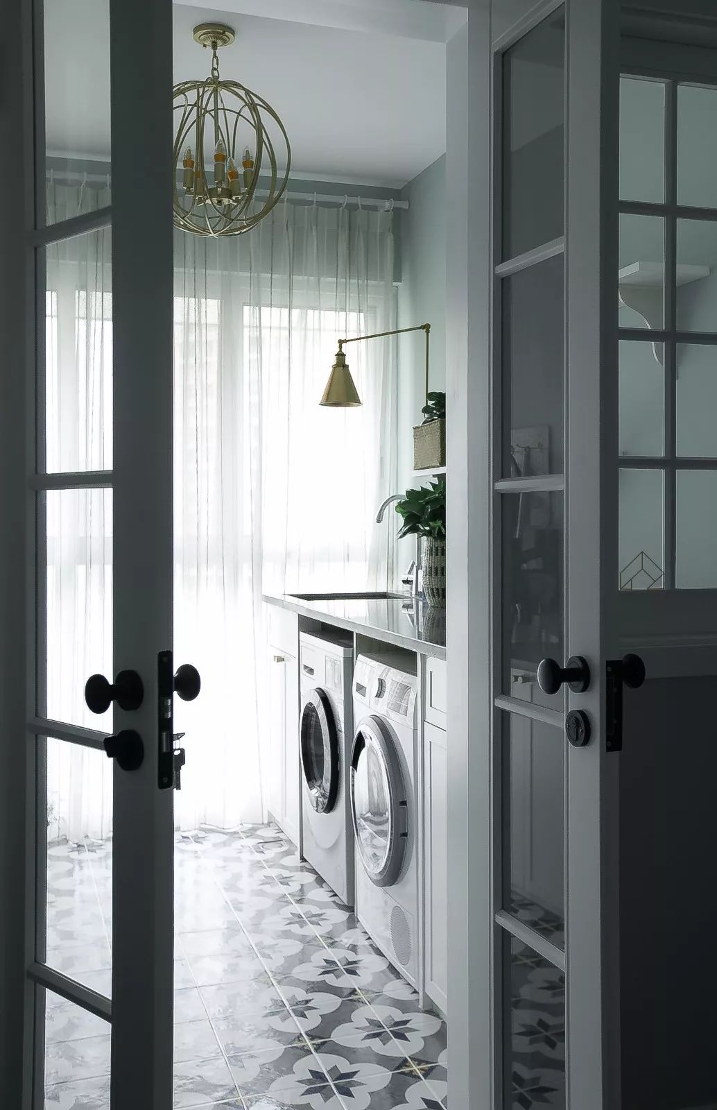 冷色系組合的寧靜情調，還原最真實的北歐氛圍