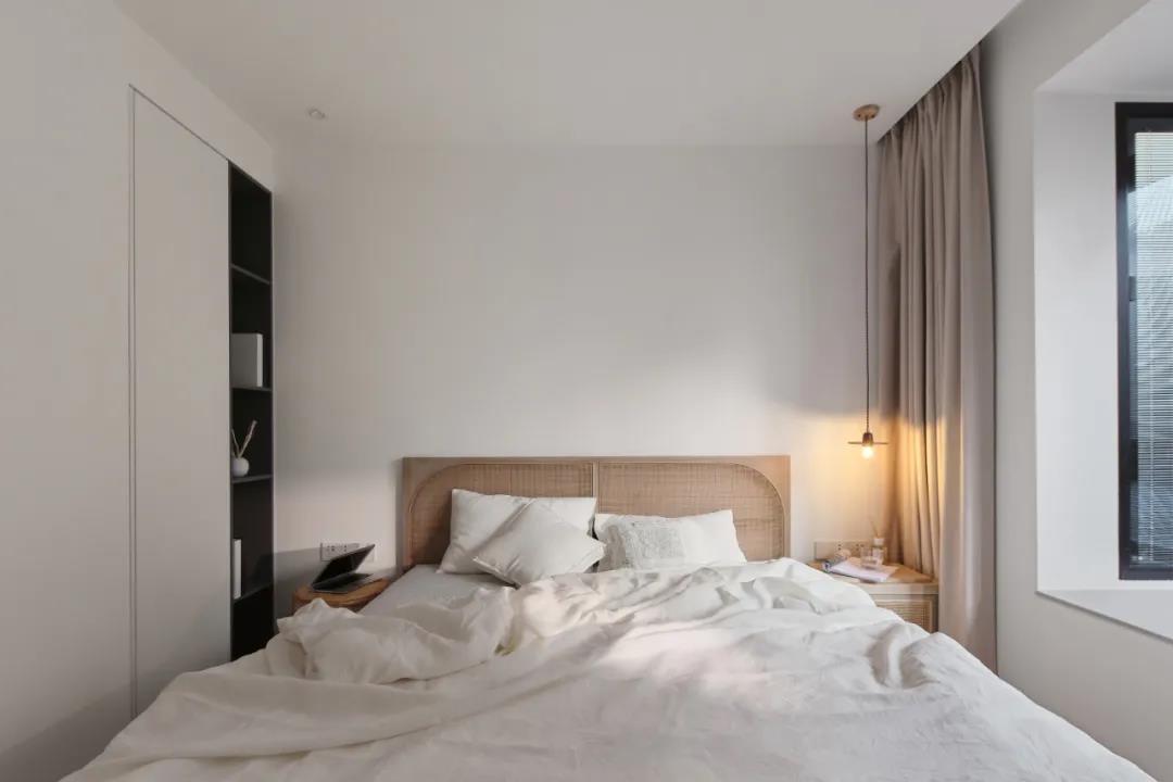 質感與溫度交融，木質的藝術之家，簡約線條勾勒多樣生活