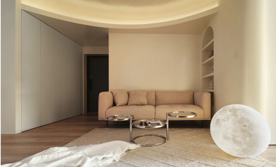 溫潤奶油風(fēng)~無用隔墻應(yīng)拆盡拆，宅家盡享“日月同輝”