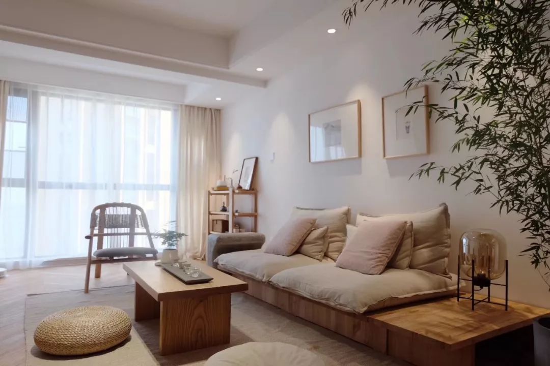 淡雅原木軟裝滿屋書香，東方審美里的別樣禪意煙火