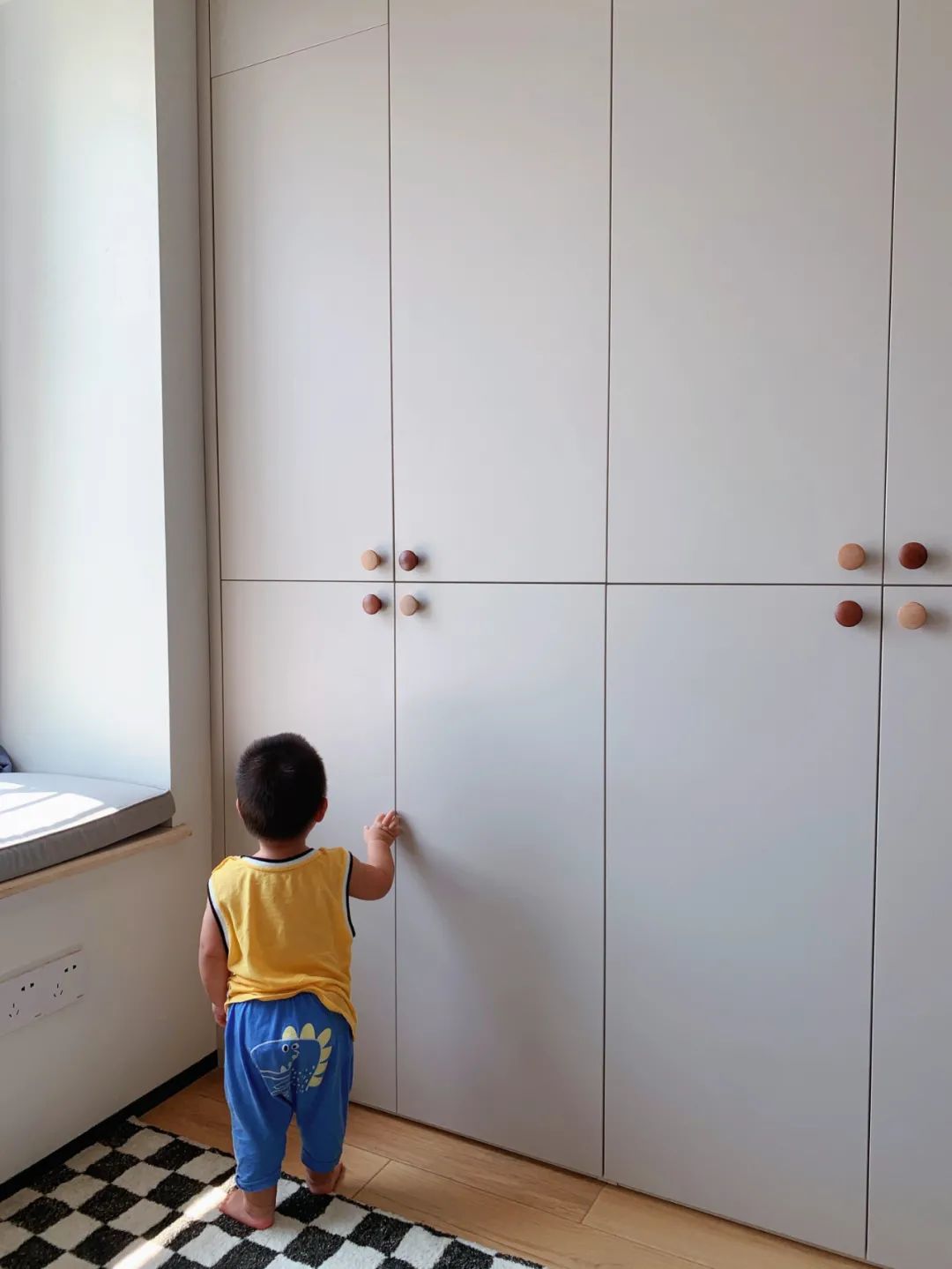 五口之家江景美宅，填滿生活0雜物，孩子習慣養(yǎng)成教科書