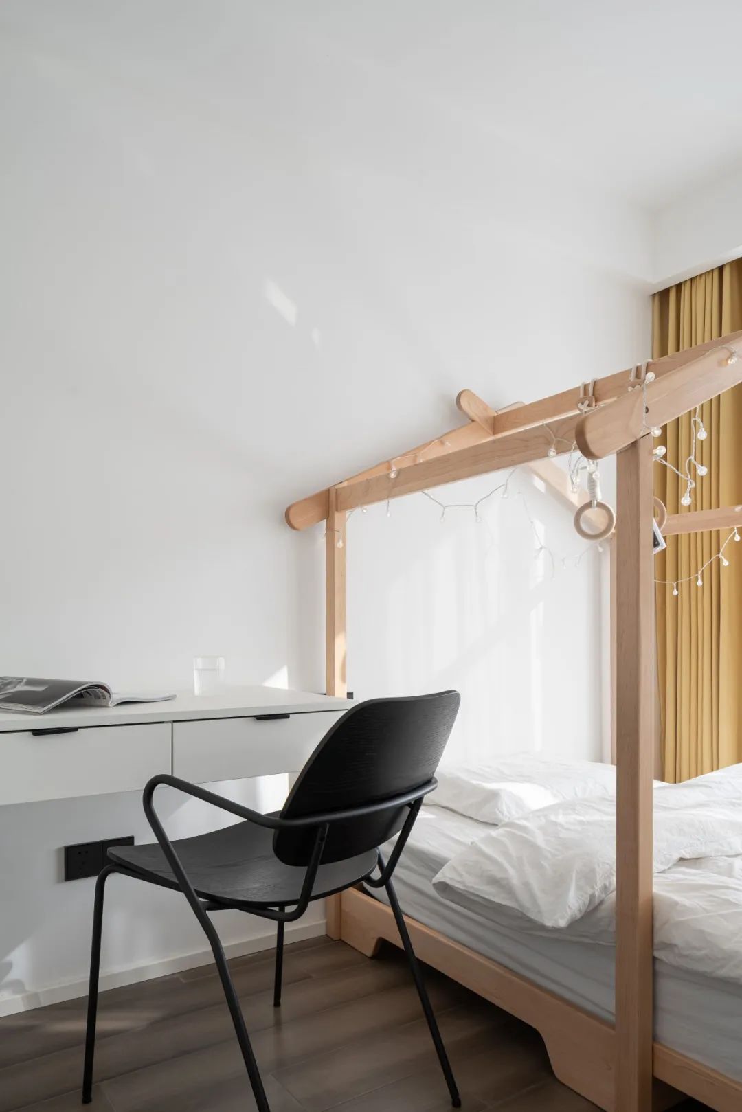 高顏值生活丨黑白主宰家裝色調，還原生活中的樸素和本真