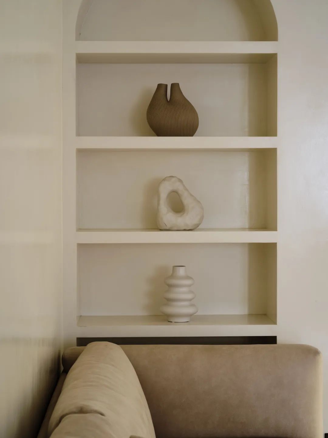 溫潤奶油風(fēng)~無用隔墻應(yīng)拆盡拆，宅家盡享“日月同輝”