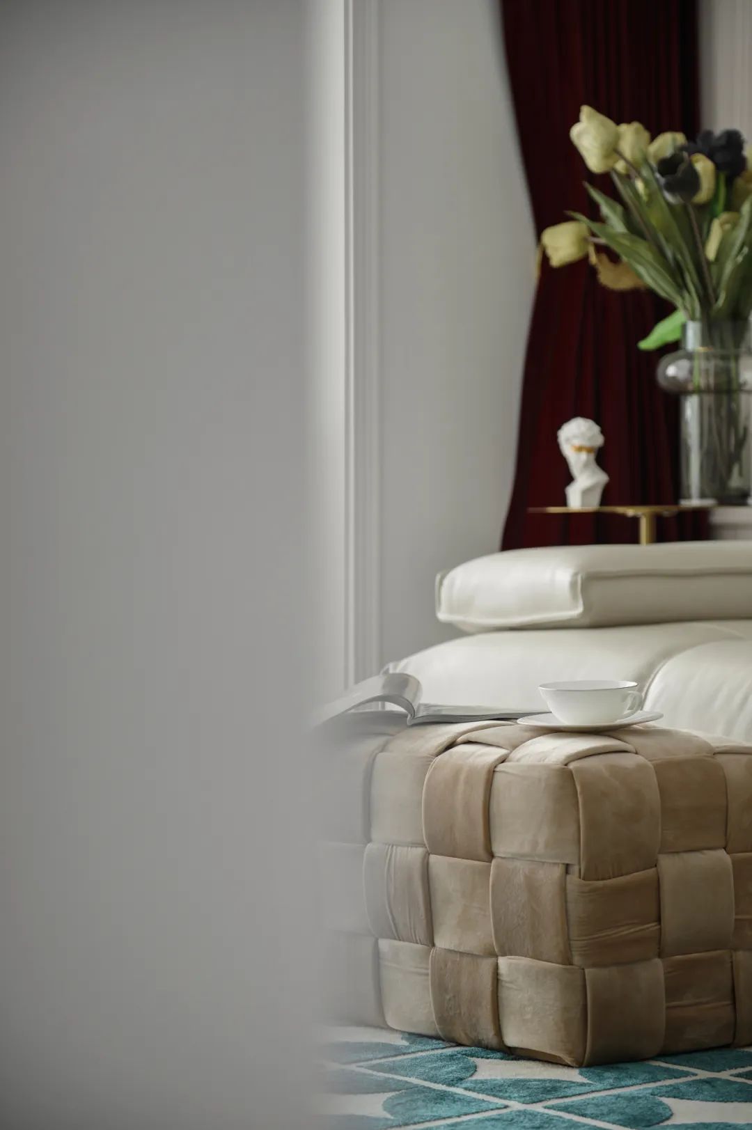 繁復裝飾也能和而不亂？看看她家，成全你的小資自由