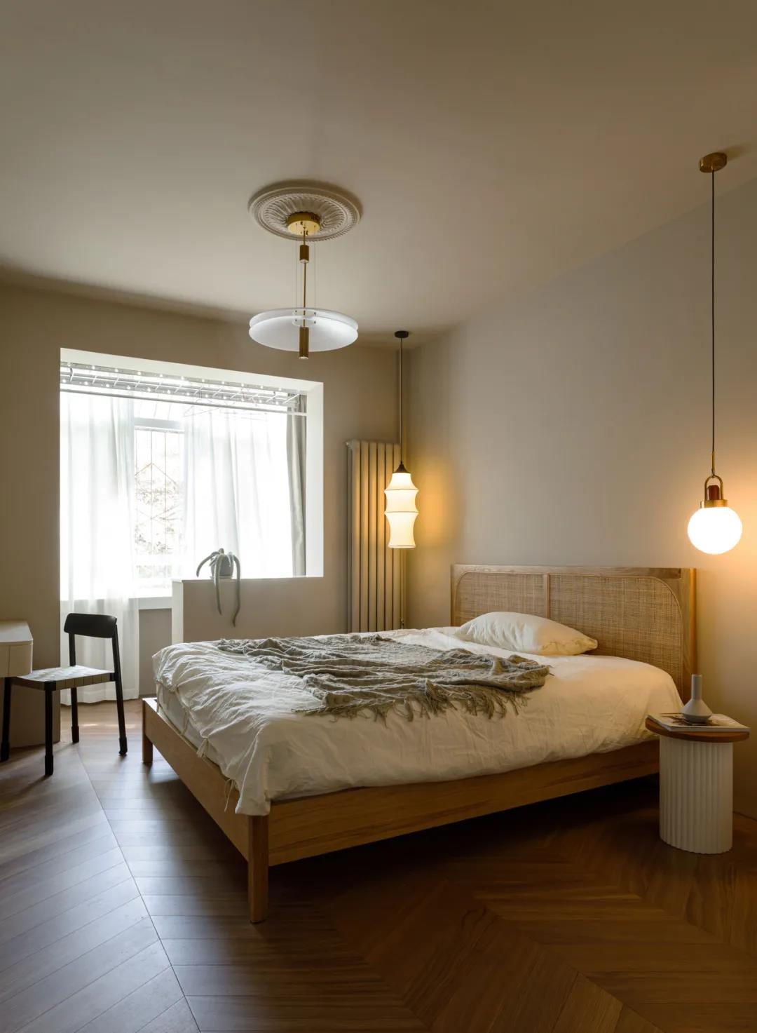 灰度變化拼出無界風格，細節把控磨平生活“棱角”