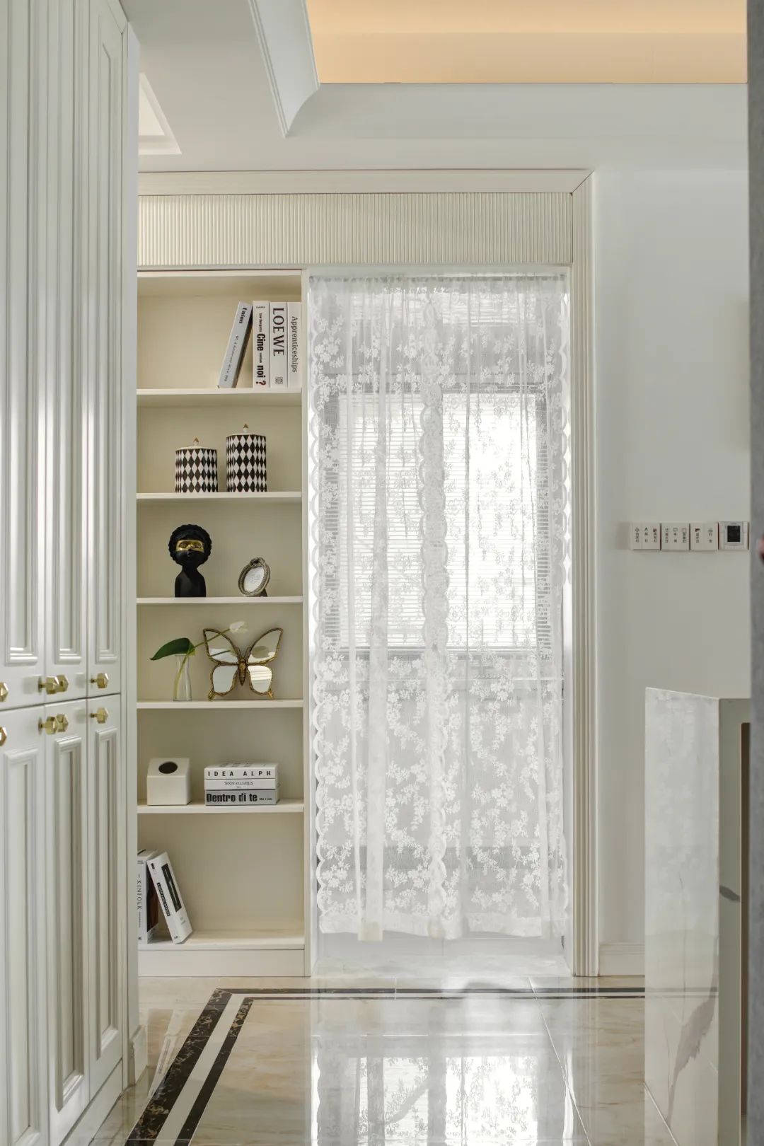 繁復裝飾也能和而不亂？看看她家，成全你的小資自由