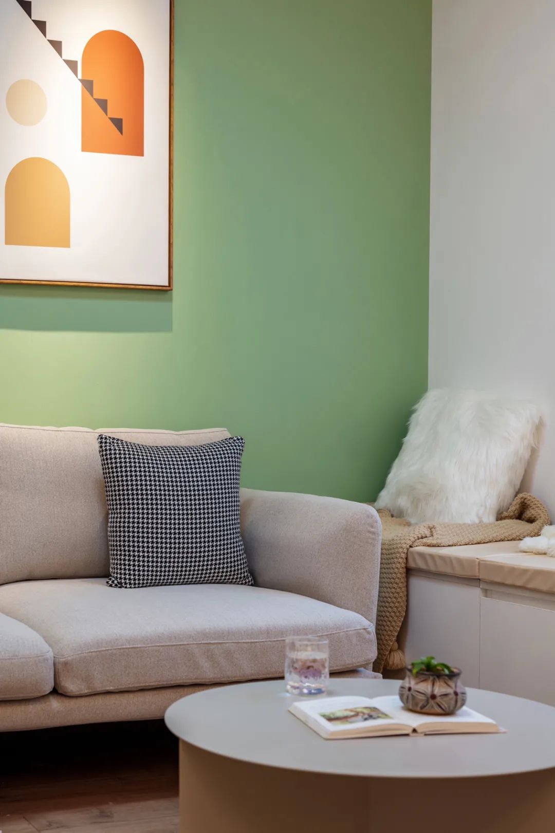 85㎡塞進多功能客廳，異戶型變成充滿巧思的北歐小家