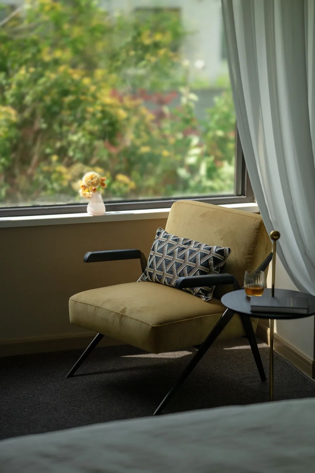 “方盒子里的平行宇宙”奶咖撞復(fù)古，時(shí)尚有深度