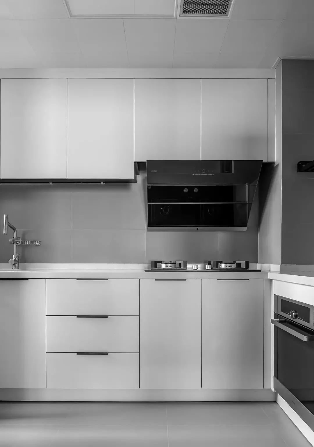 1人1貓隨心住，豐盈黑白簡約，潮酷boyの雅痞居