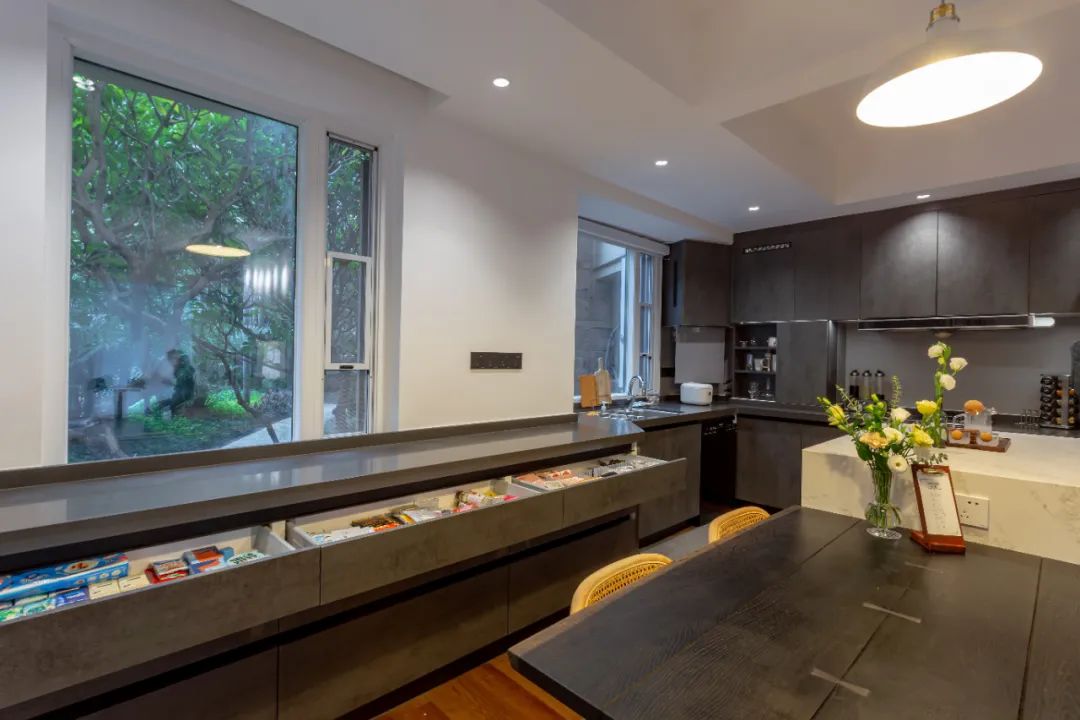 在家就能露營！ LDK多功能+健身陽臺(tái)，原木色別墅一眼淪陷！