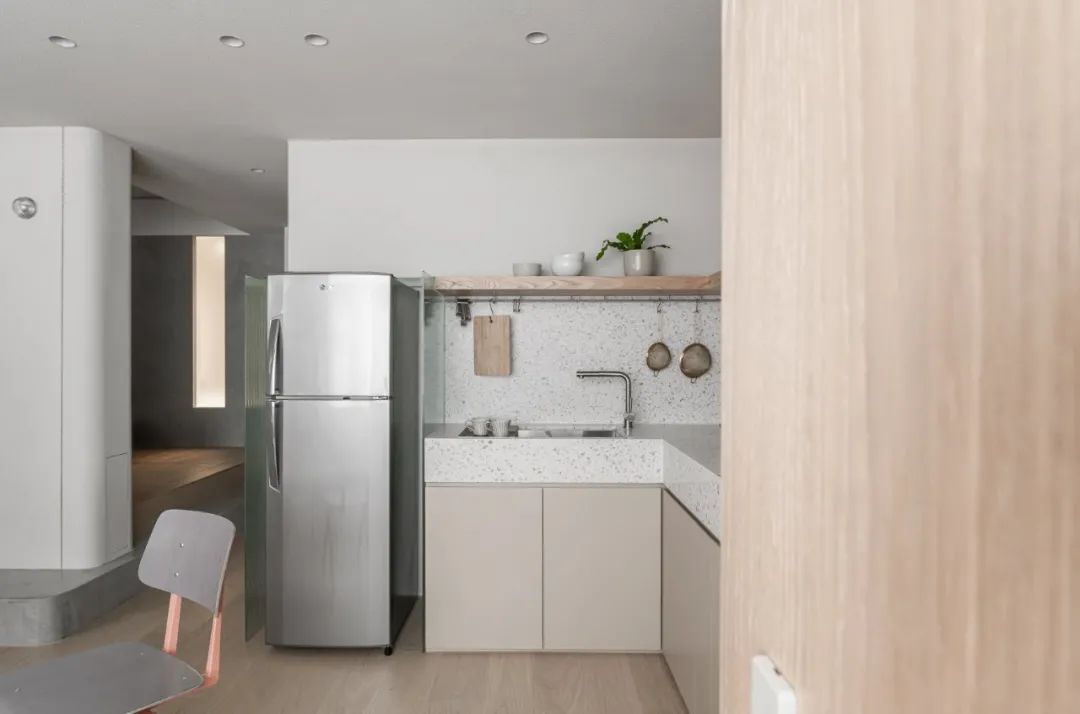 “斷舍離”式家裝，80%自然光+半墻軟隔斷，實力火出圈~