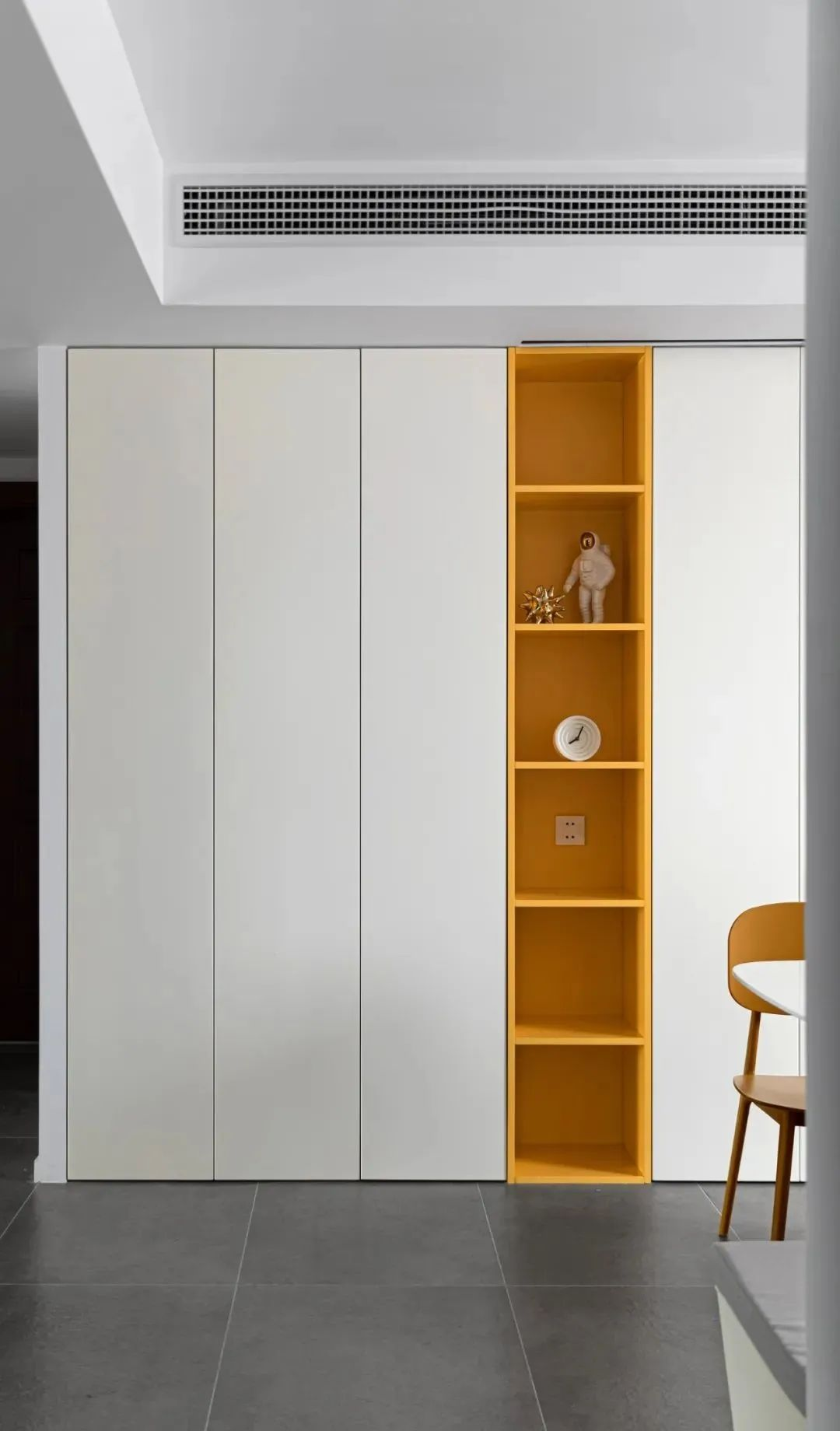 留學夫妻曝光居家日常，這套隱藏式“收納巨獸”藏不住了