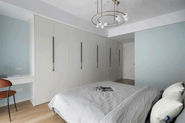 留學夫妻曝光居家日常，這套隱藏式“收納巨獸”藏不住了