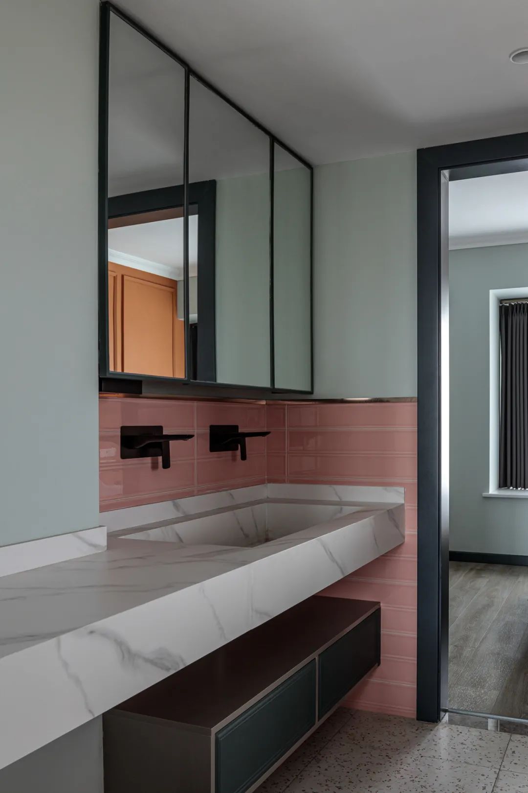 她家國潮『故宮紅』深邃端莊高級感爆棚！