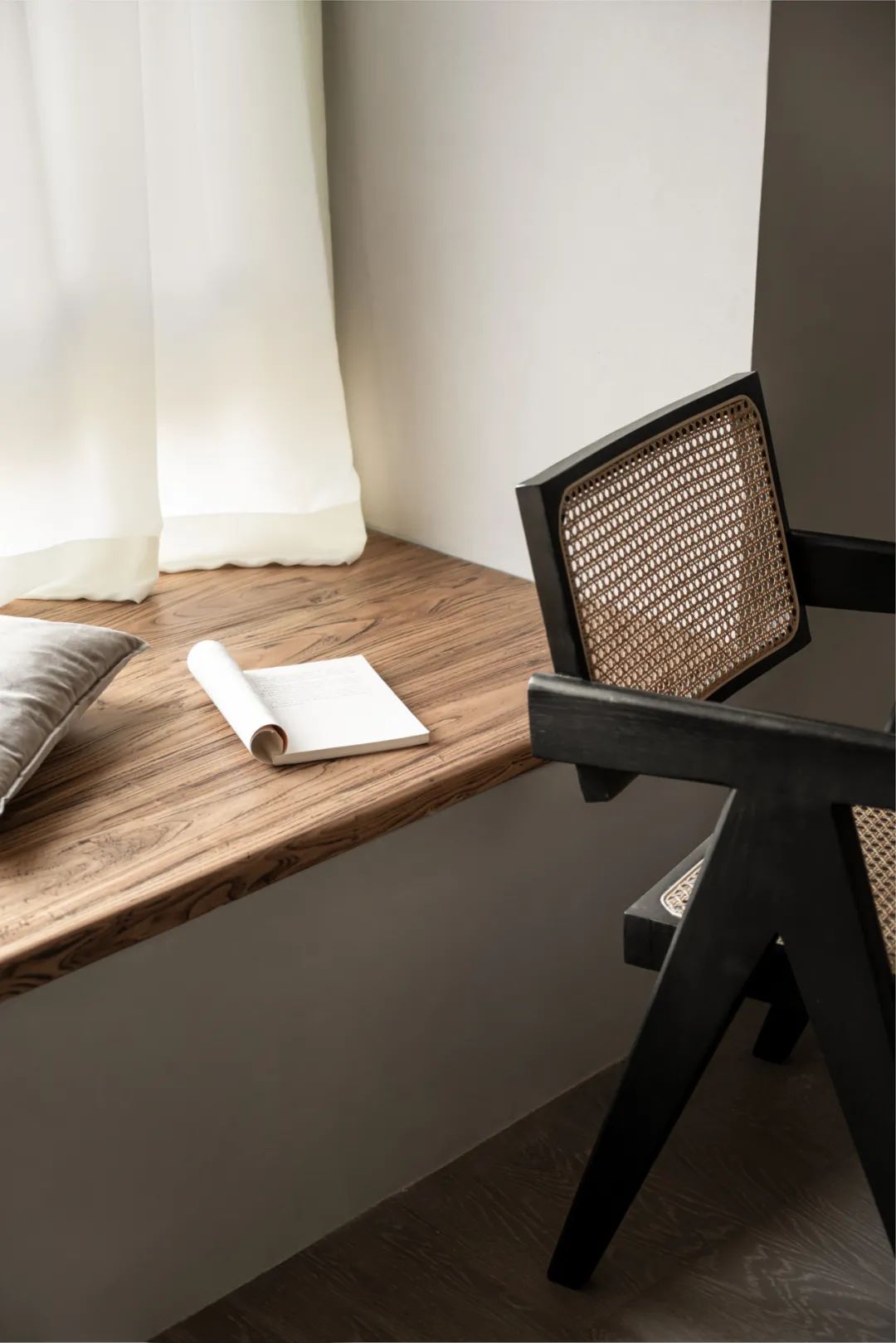 “去客廳化”有多爽?她家憑借異形窗+開放浴缸圈粉無數