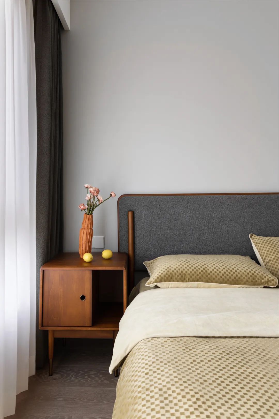 三代同堂坐擁中西式廚房+滑梯兒童房，看完我想住進去