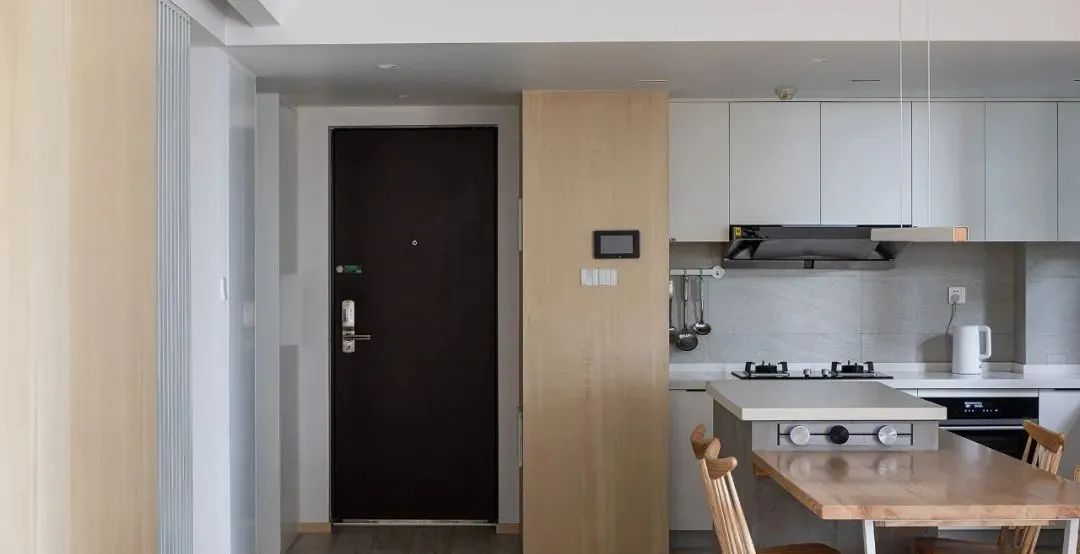 電影里走出のMUJI風自用宅,家庭閱讀區+強收納,快抄作業~