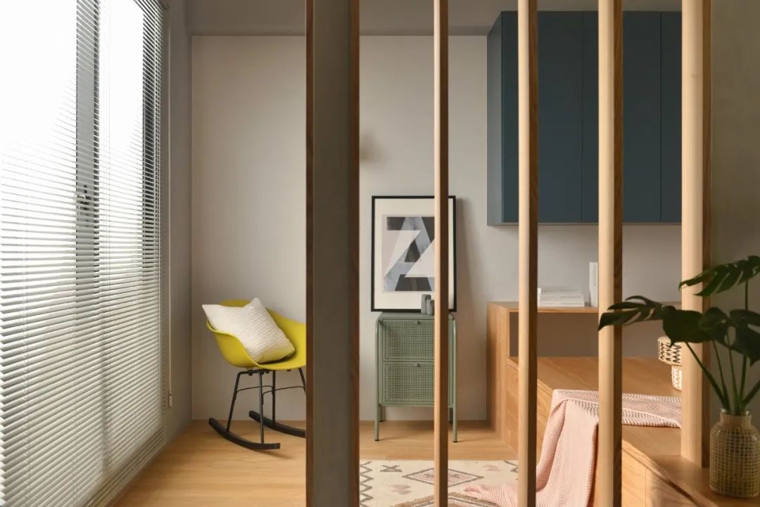 原木、鐵藝、莫蘭迪，美女律師住出獨(dú)居精彩