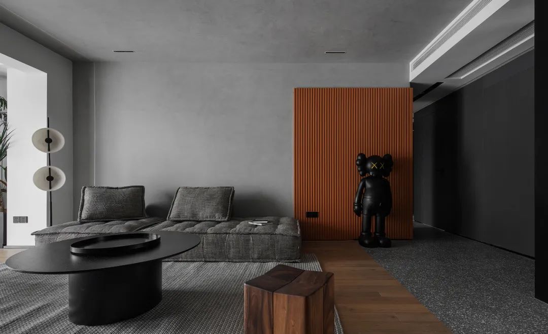 一家5口如何審美一致？他家刷成愛馬仕橙，房價都漲了