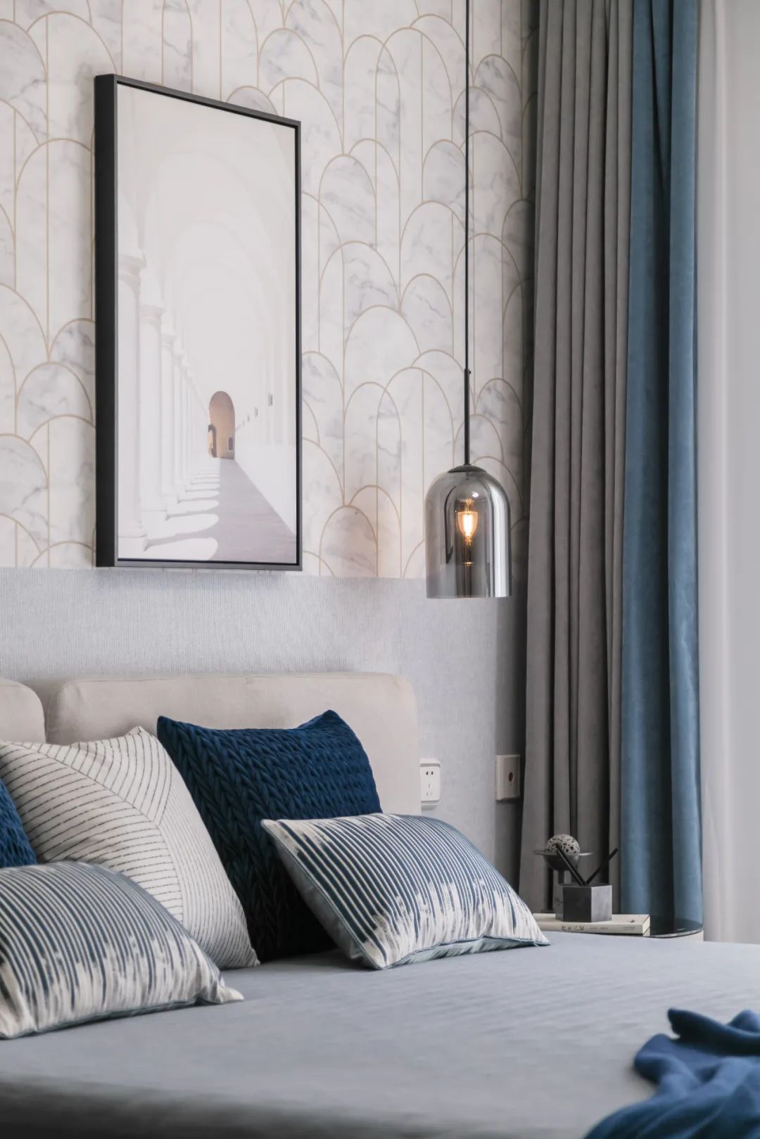 三口之家丨客餐廳一體＋超贊書架墻，滿滿精致感！