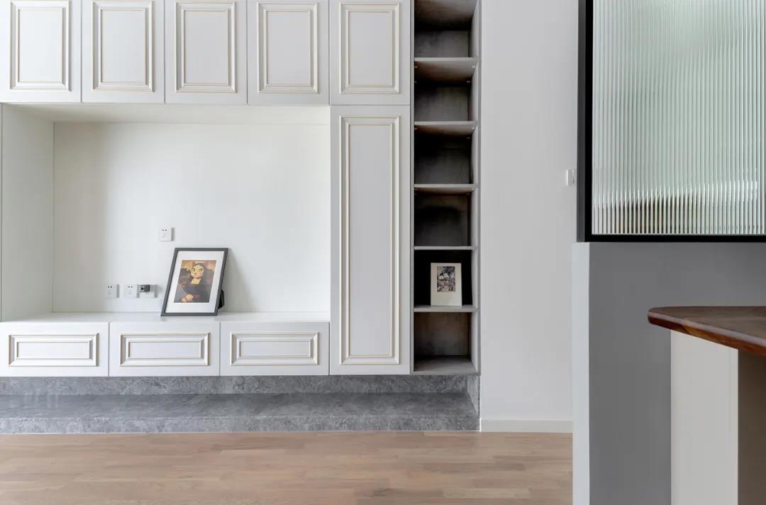 莫蘭迪色背景墻、廚房自帶落地窗...100㎡超治愈，快收藏