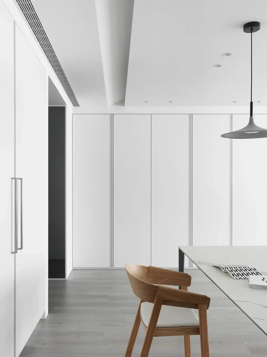 90后律師的“白富美”家，黑白灰變奏曲，美到DNA都動了