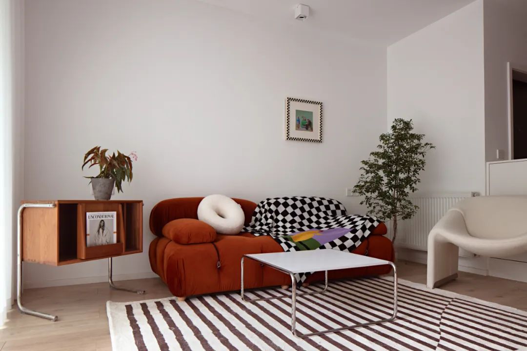 把家搬進美術館，90后小夫妻親自操刀，全是美景