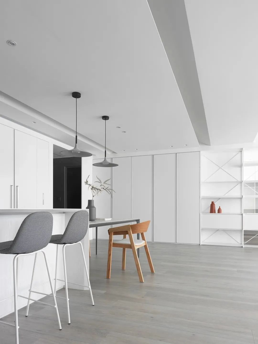 90后律師的“白富美”家，黑白灰變奏曲，美到DNA都動了