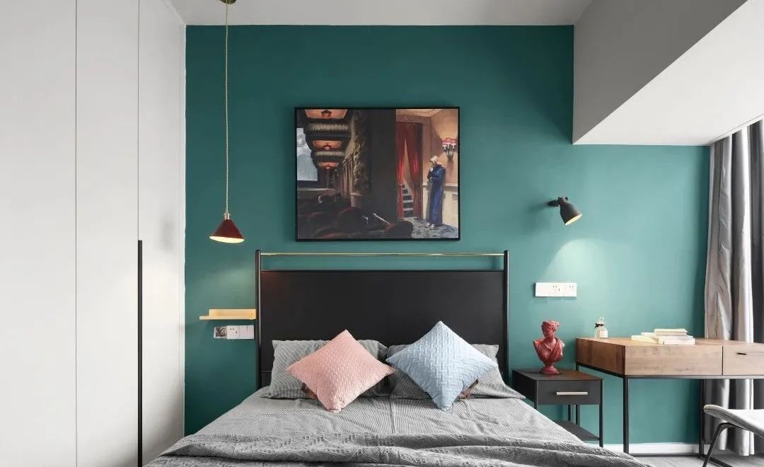 小戶型低成本大改造，00后咖啡師教你玩轉(zhuǎn)復(fù)古色調(diào)