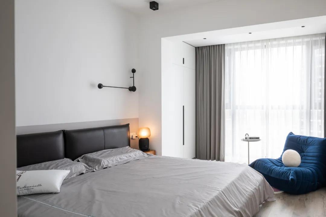 抗疫夫妻純凈生活！89㎡花15萬裝出“白日夢(mèng)想家”