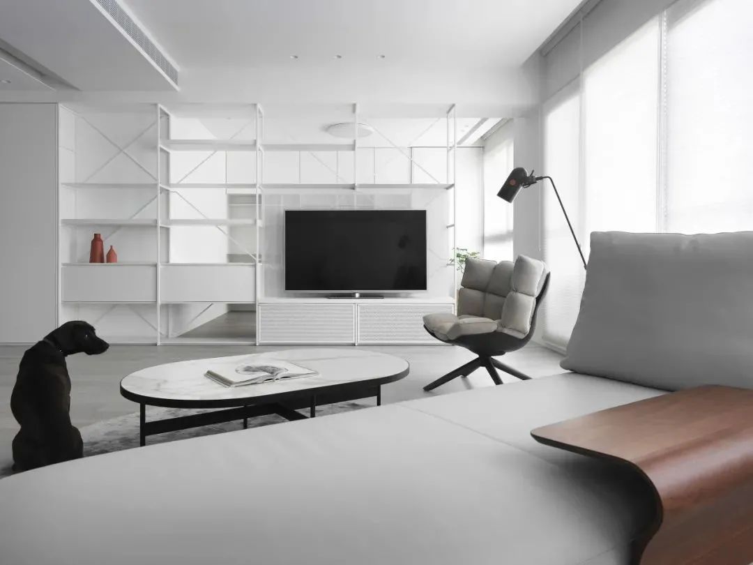 90后律師的“白富美”家，黑白灰變奏曲，美到DNA都動了