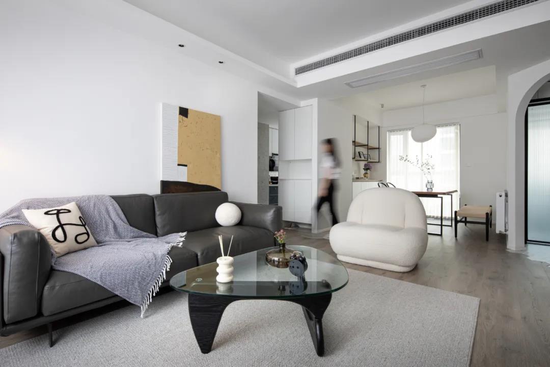 抗疫夫妻純凈生活！89㎡花15萬裝出“白日夢(mèng)想家”