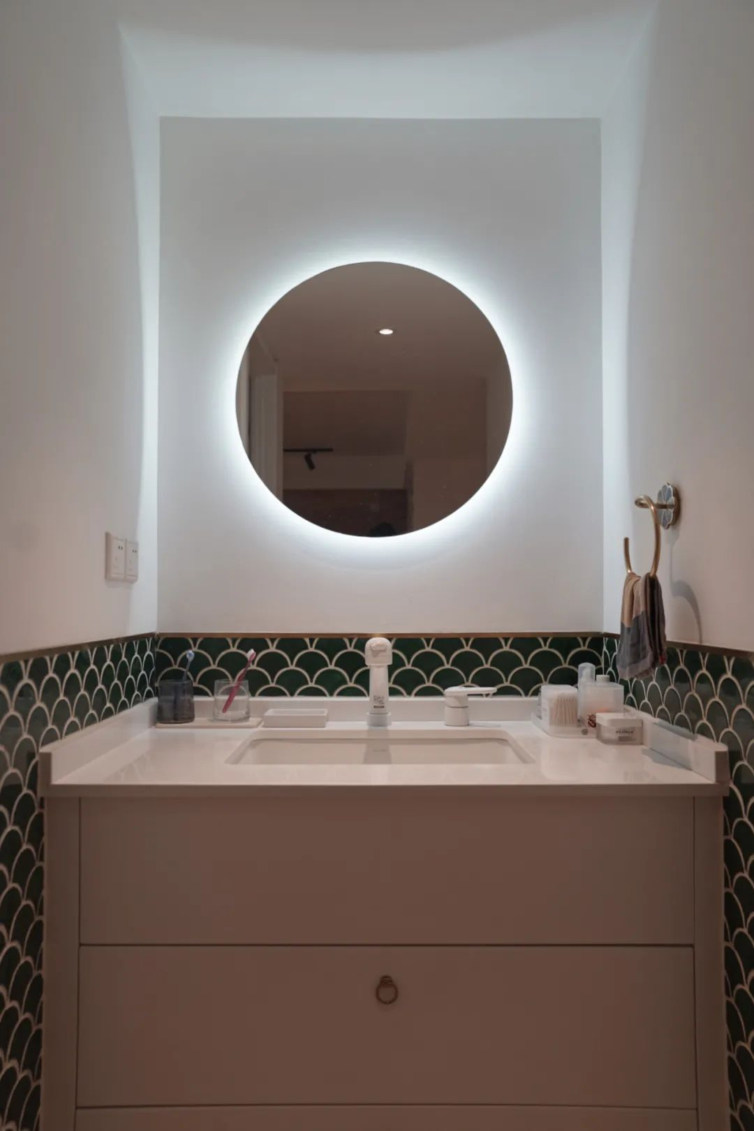 客廳一角變書房？他家直接從MUJI照搬靈感~ 