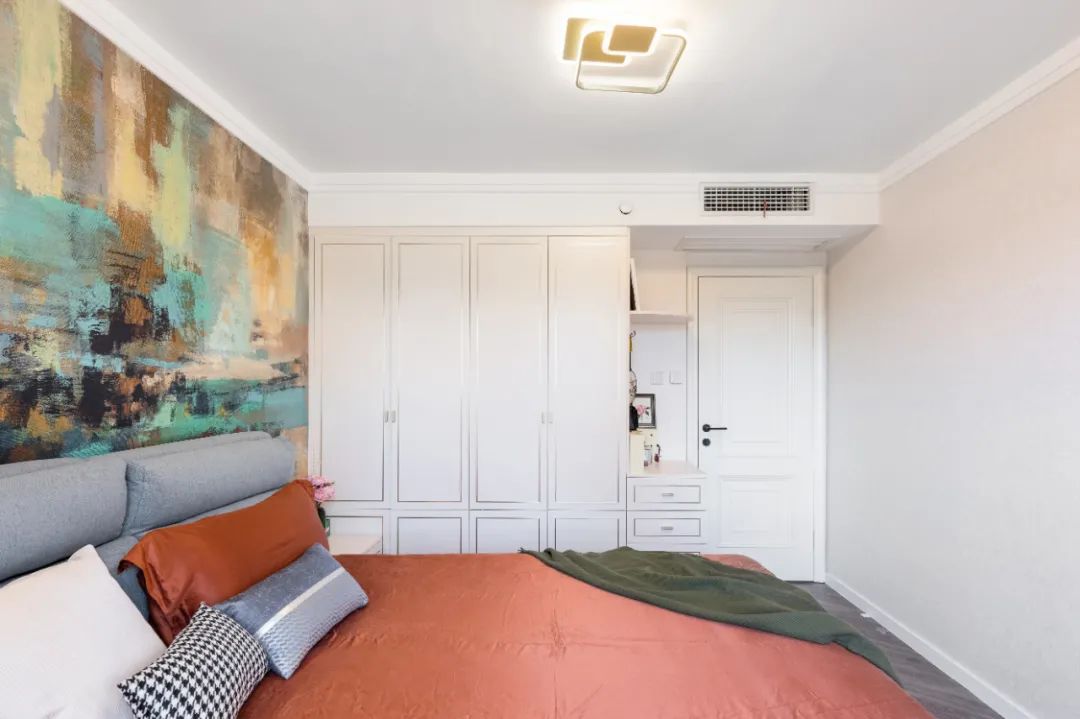 辦公室爆改變4室2衛(wèi)，中西雙廚，超強(qiáng)收納，一家6口直呼過(guò)癮！	