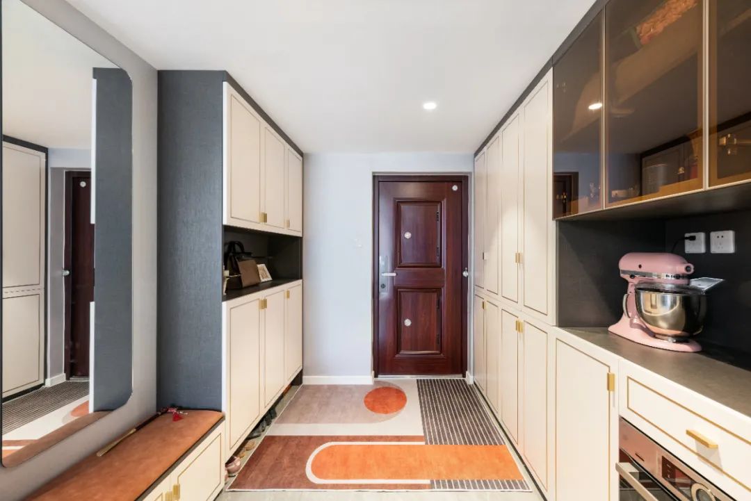 辦公室爆改變4室2衛(wèi)，中西雙廚，超強(qiáng)收納，一家6口直呼過(guò)癮！	