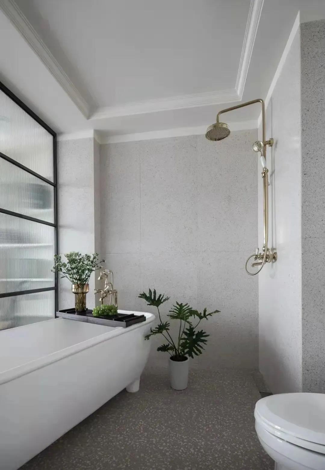 「訪」非傳統客廳＋多功能臥室，職住一體的復古烏托邦 