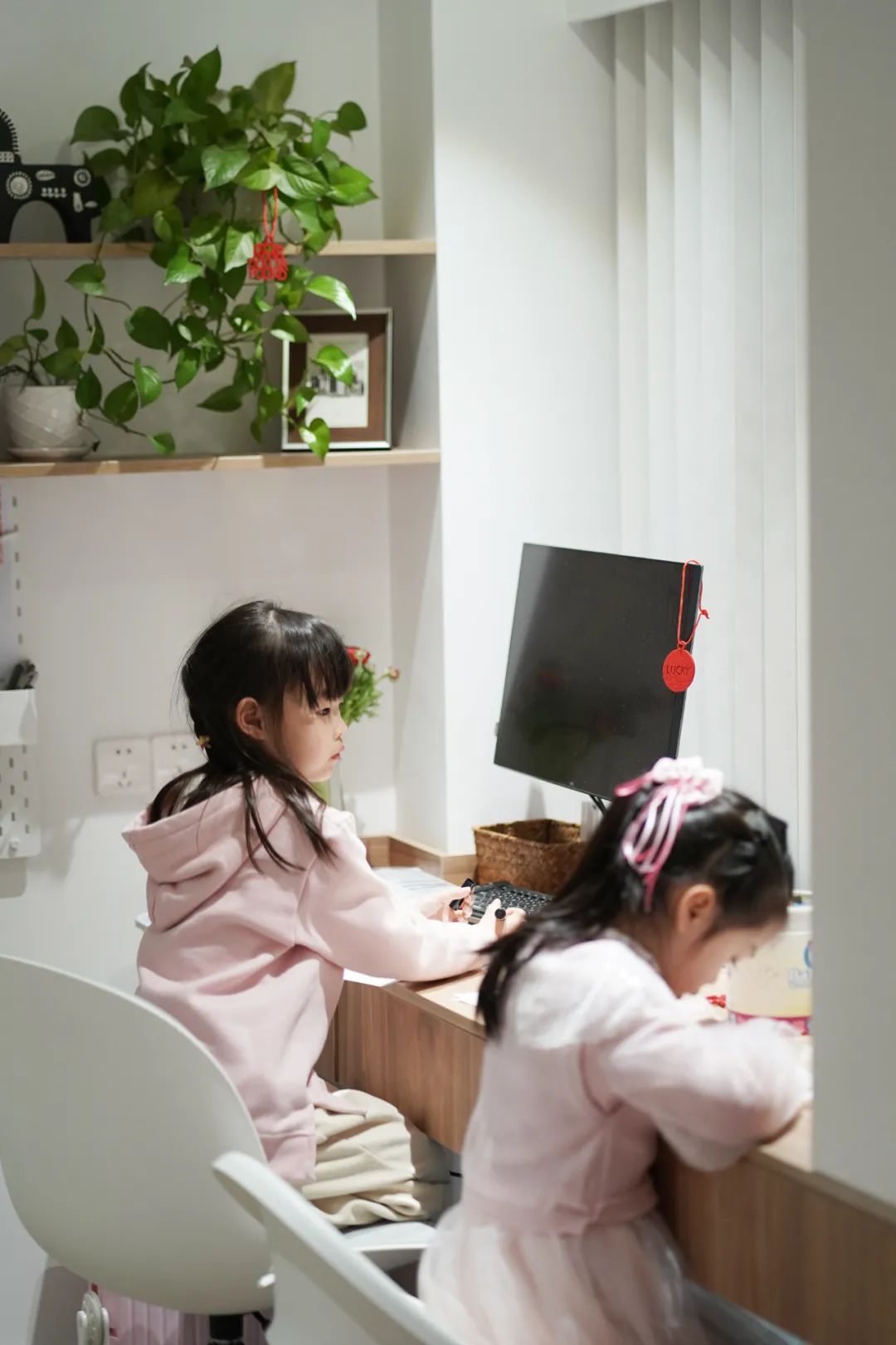 疫情下一家四口春日氣息100㎡的家，久宅不膩!	