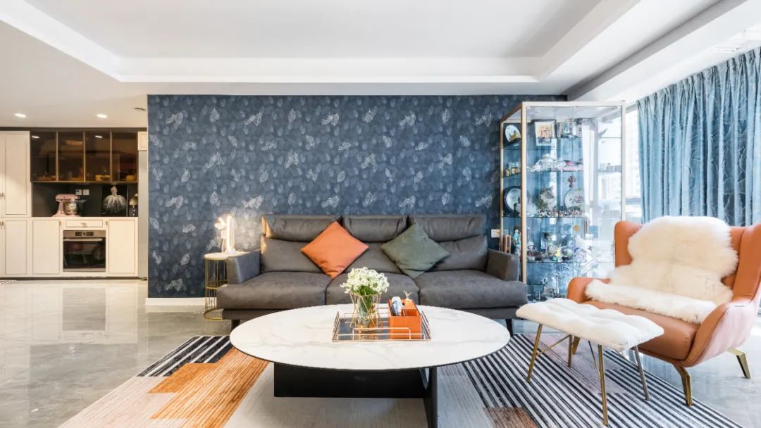 辦公室爆改變4室2衛(wèi)，中西雙廚，超強(qiáng)收納，一家6口直呼過(guò)癮！	