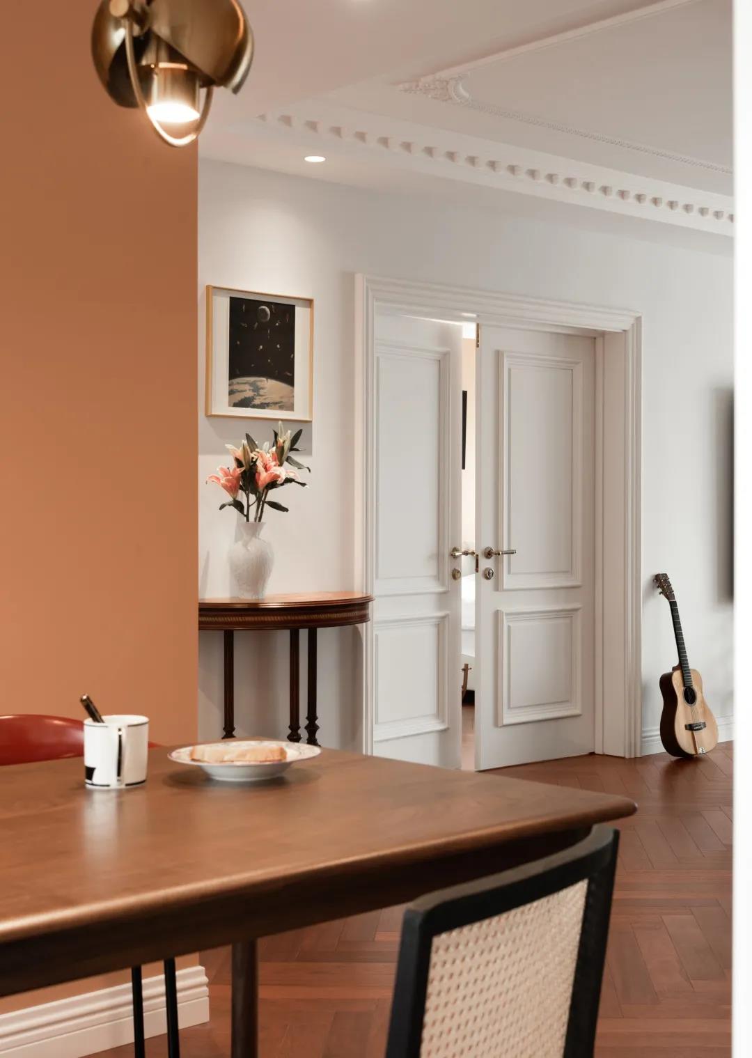 帝都博士「化老氣為潮流」：讀書區、雙開門卷上天	