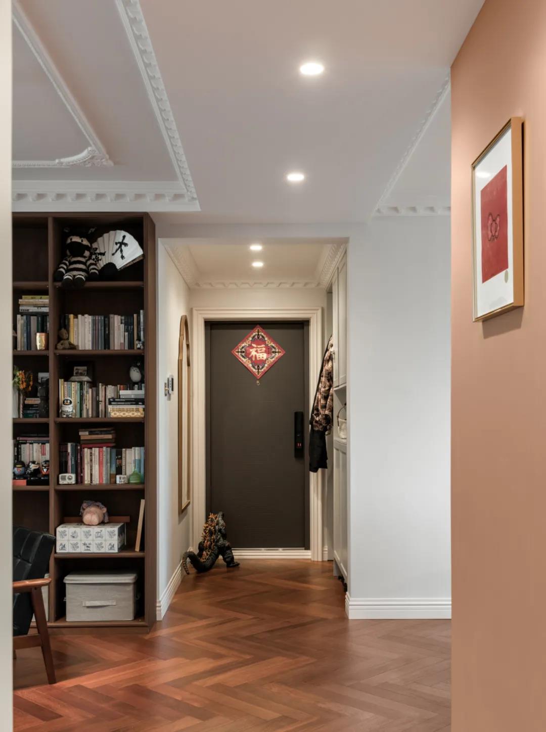 帝都博士「化老氣為潮流」：讀書區、雙開門卷上天	