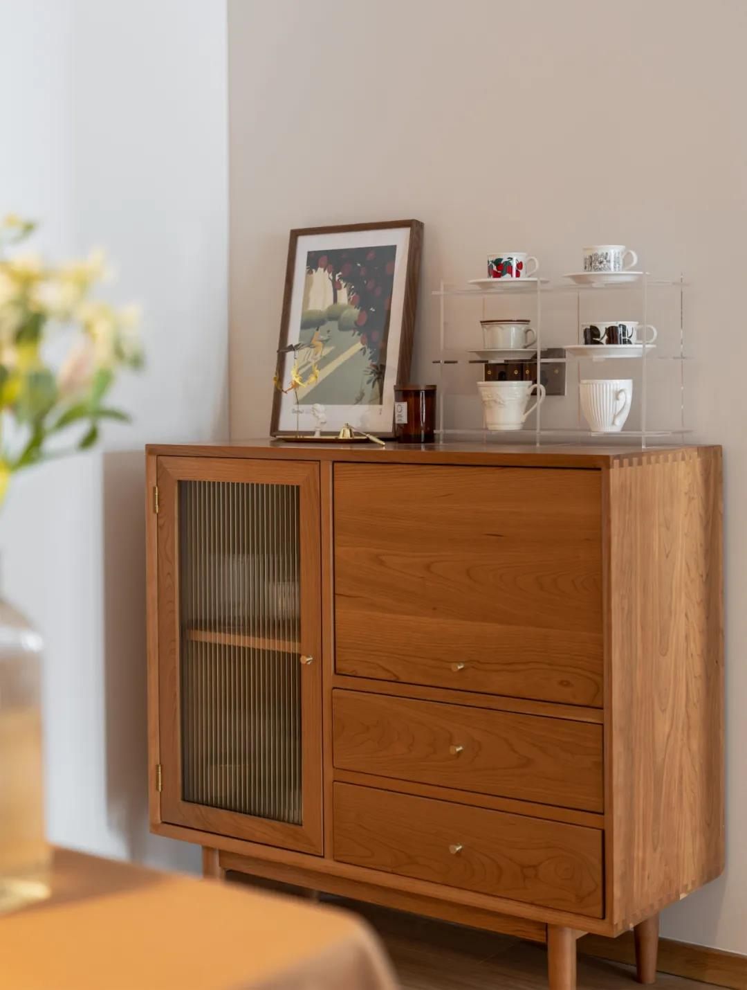 90%都是櫻桃木家具？爆改86㎡老房，這作業不抄就虧了	