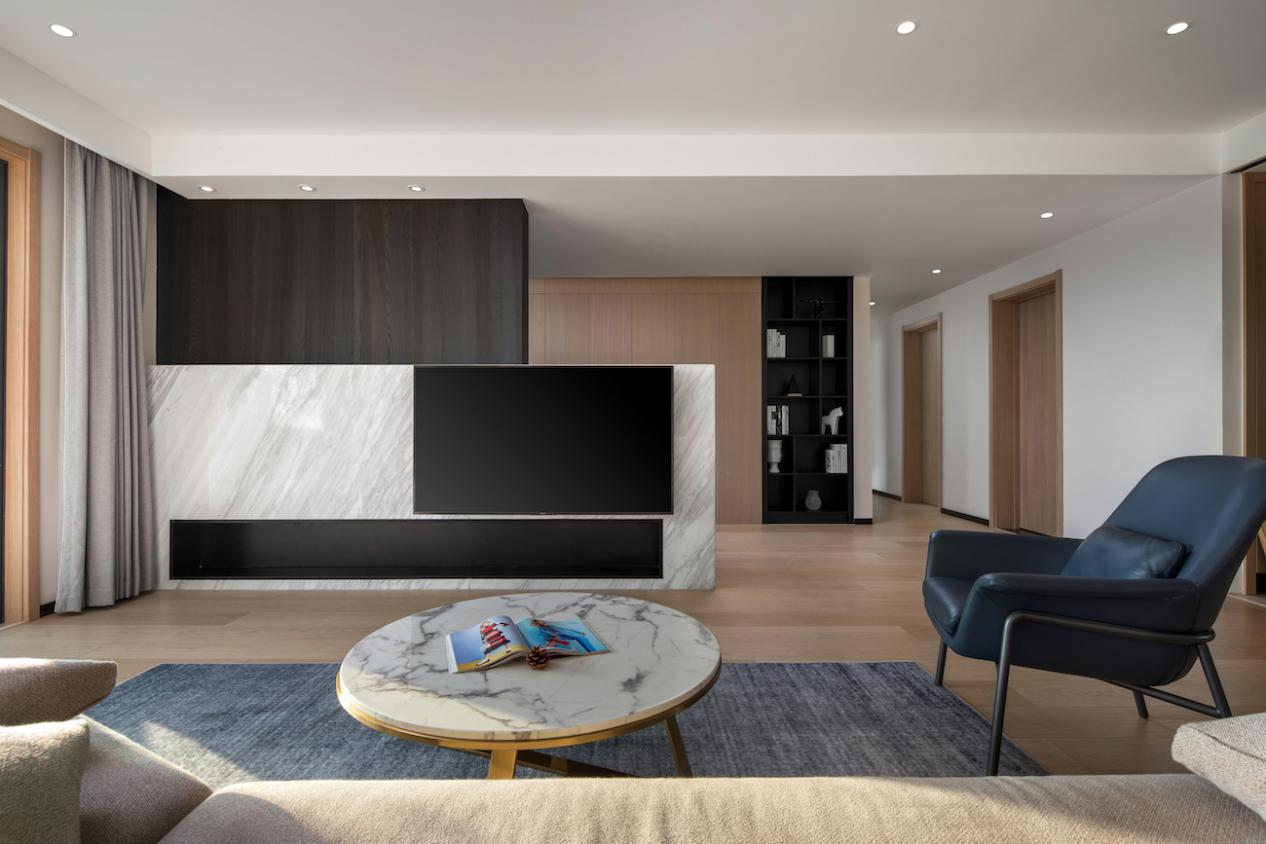 5口之家的教科書式改造，具備收納&品質(zhì)&科學設計	