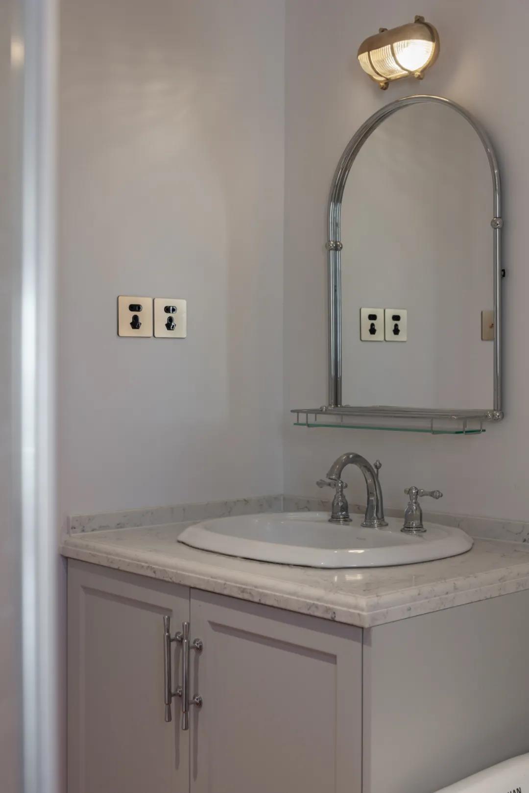 帝都博士「化老氣為潮流」：讀書區、雙開門卷上天	