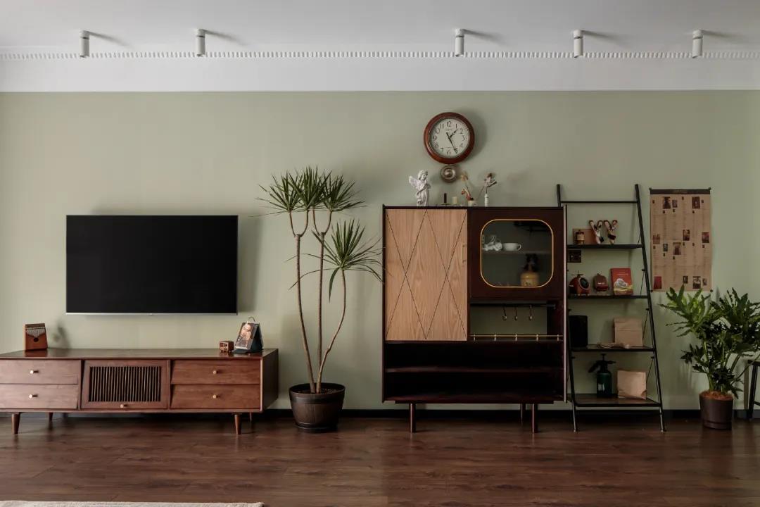 80㎡復(fù)古風(fēng)丨一人一寵一世界，解鎖獨(dú)居生活的Freedom