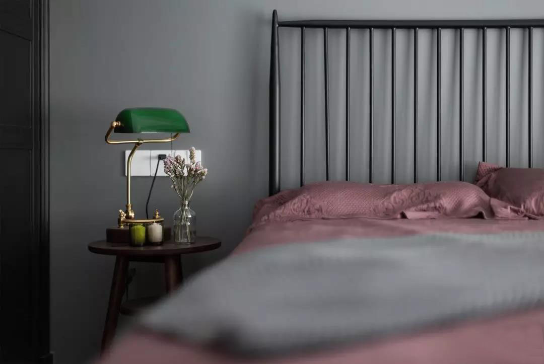 入住4年她家不過(guò)時(shí)，復(fù)古搭配、空間設(shè)計(jì)經(jīng)驗(yàn)都是一絕