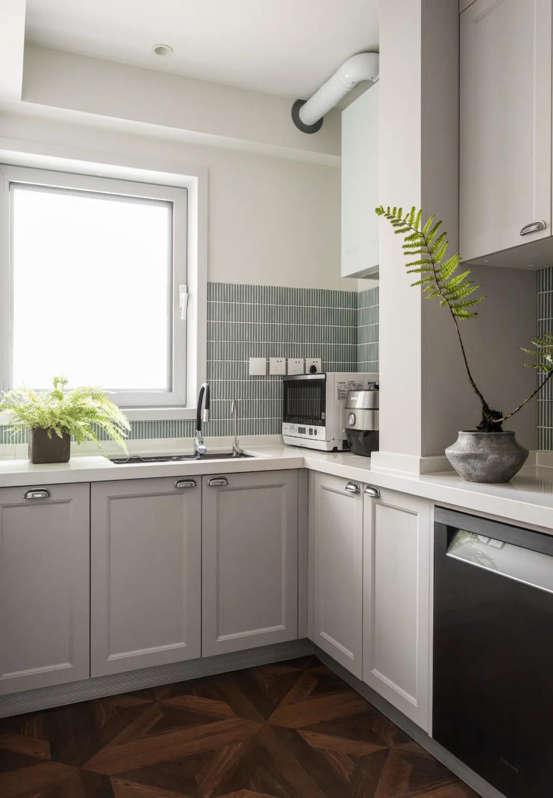 約朋友來喝下午茶，65㎡小戶型把時髦玩的溜溜的~ 