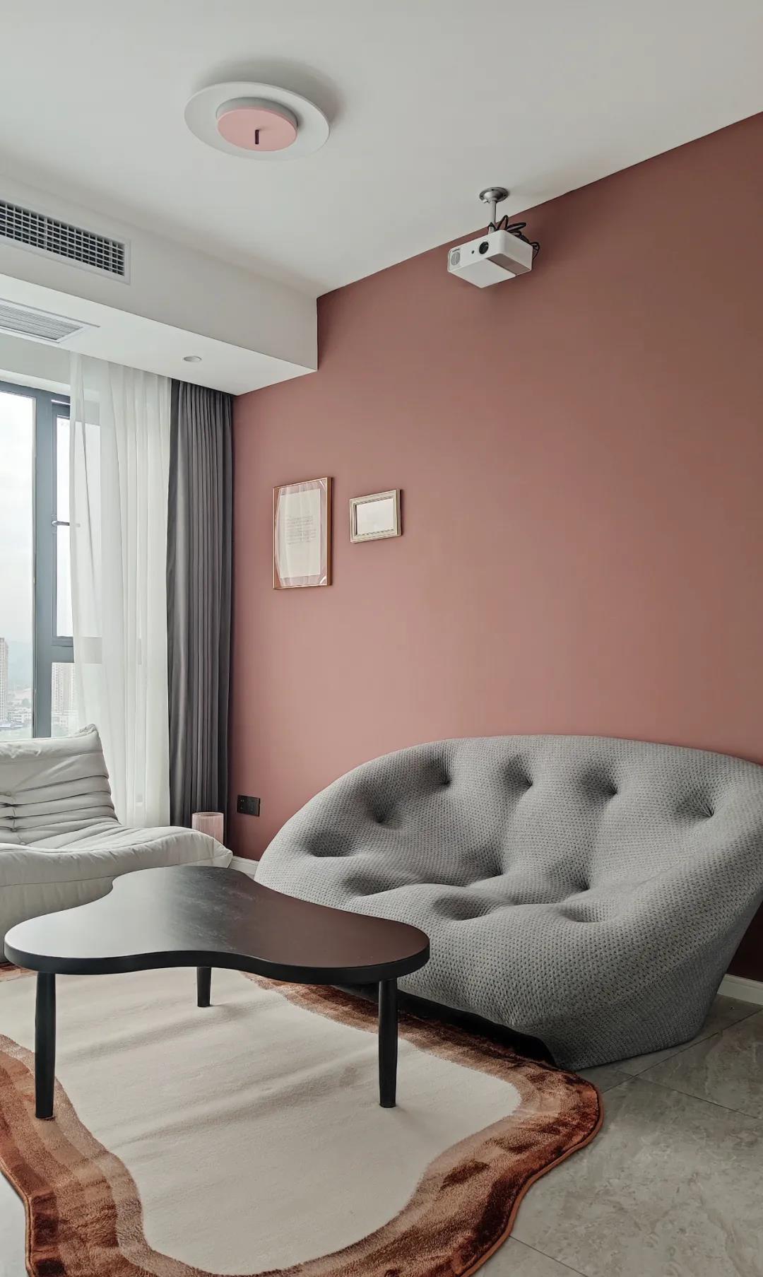 獨(dú)立套間、休閑書吧、頂樓陽臺(tái)，這個(gè)復(fù)式房超全能！